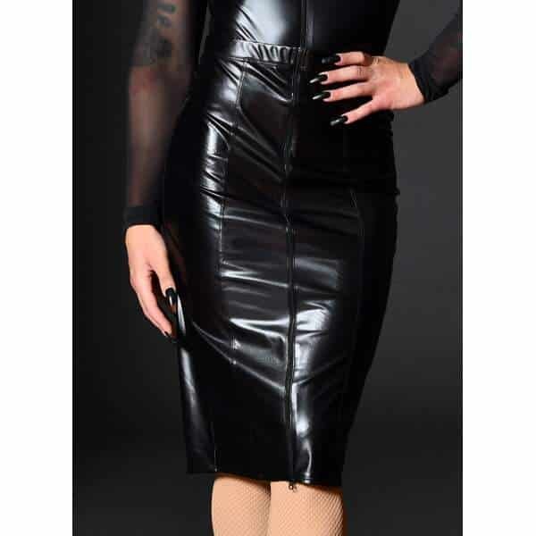 Patrice Catanzaro - Cross Dress - Mme Brigitte - Wetlook Rok - Zwart